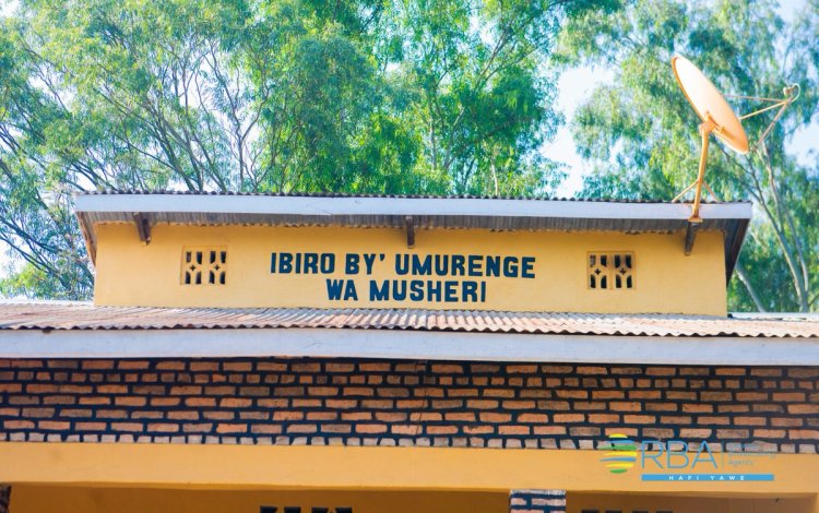 Nyagatare: Gitifu arashinjwa kugurisha inka zirwaye uburenge amafaranga akayashyira mu mufuka we.