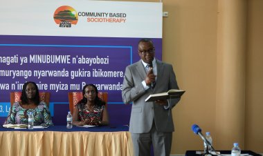 43 % By'Abana bavuka ku babyeyi baturuka mu moko yombi bafite ihungabana