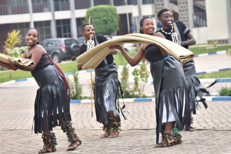 Musanze: Abiga muri INES Ruhengeri basanga   iserukiramuco Ari umuyoboro uhuza imico yahandi n'u Rwanda