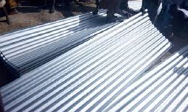 Abaminisitiri 22 bagiye kwirukanwa bazira kurya Amabati