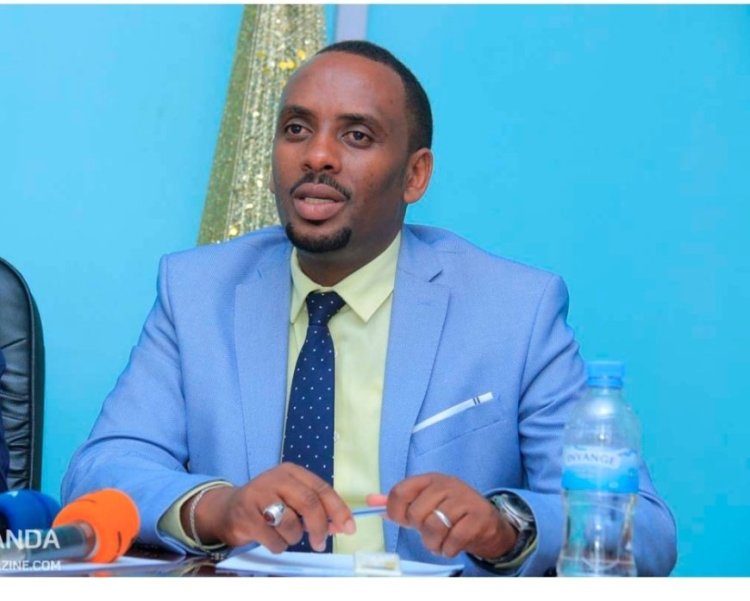 Munyakazi Sadate yanenze abashaka gusiga u Rwanda isurambi