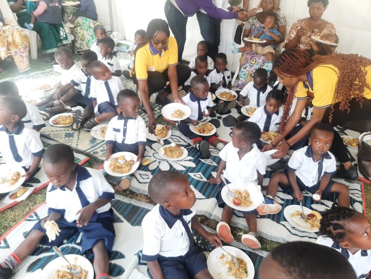 Inzego z'Ubuzima zikomeje ingamba zo guhangana n'igwingira ry'abana rikigaragara mu gihugu