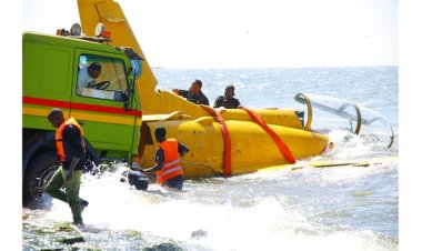 Indege ya gisirikare ya koze impanuka igwa mu inyanja