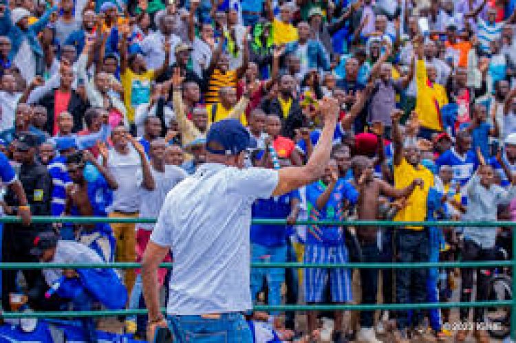 "Ntabwo ndi kamara muri Rayon Sports, Uwayezu Jean Fidele"