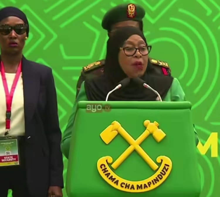 Perezida Samia  yihanangirije abarwanashyaka ba CCM batangiye kwiyamamaza igihe kitaragera