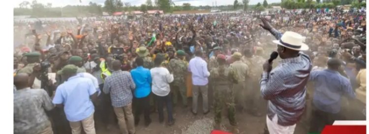 Kenya: Perezida Ruto yahaye imbabazi Umuntu wamuteye urukweto mu Mutwe