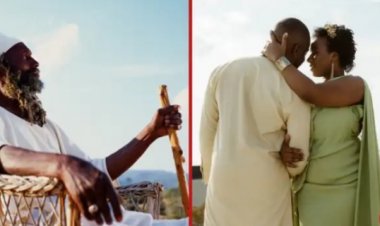 Umusaza mu bukwe yahaye inkoni  umukwe we amutegeka ibice azajya  akubita umukobwa we