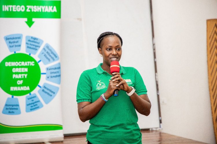 Nyaruguru: Abarwanashyaka ba Green Party basabwe kuzirikana ingaruka zituruka ku ikoreshwa nabi kw'imbuga nkoranyambaga